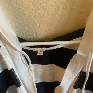 J Crew Medium Medium Top with Hoodie